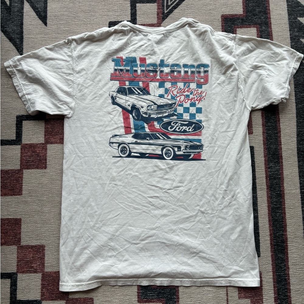 Men’s vintage tee mustang ford